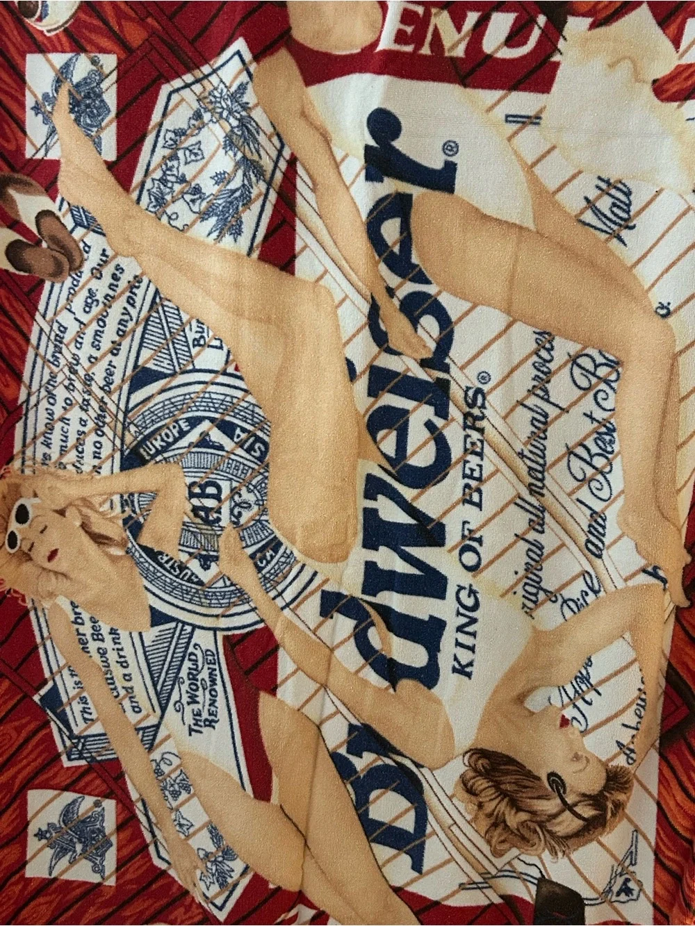 VTG 1980’s Budweiser beach towel featuring a graphic of 
